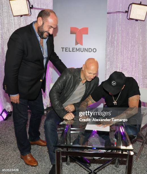 Alejandro Rincon El Rincon Photos and Premium High Res Pictures - Getty Images