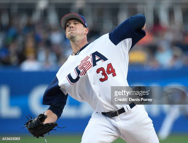 Drew Smyly of the United States pitches during the first inning of theWorld Baseball Classic Pool F Game Two between Venezuela and the United States...