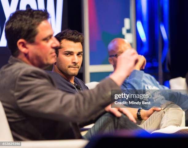 Bob Ruggeri 281 Austin Gill Stock Photos, High-Res Pictures, and Images - Getty Images