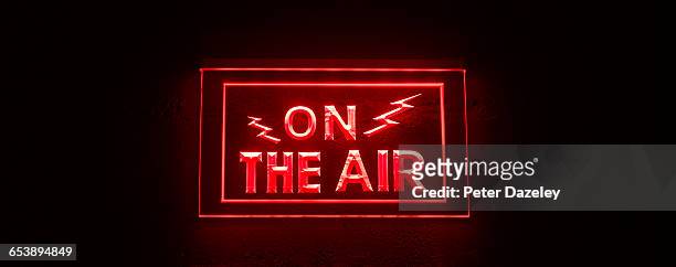 close up of on air sign - television studio lights stock pictures, royalty-free photos & images
