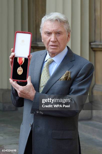 Sir Don Mccullin Photos and Premium High Res Pictures - Getty Images