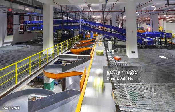 Manufacturing Line Scan Computer Scan Lines Photos and Premium High Res Pictures - Getty Images