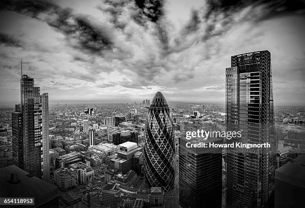 city of london looking east - sir norman foster building fotografías e imágenes de stock