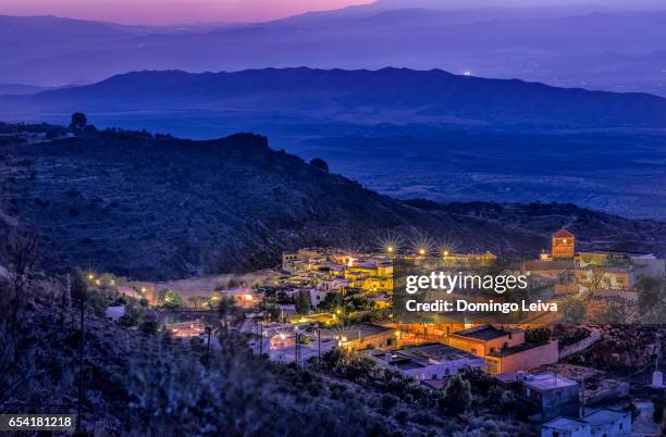 turrillas, almería, andalusia, spain - iluminado 個照片及圖片檔