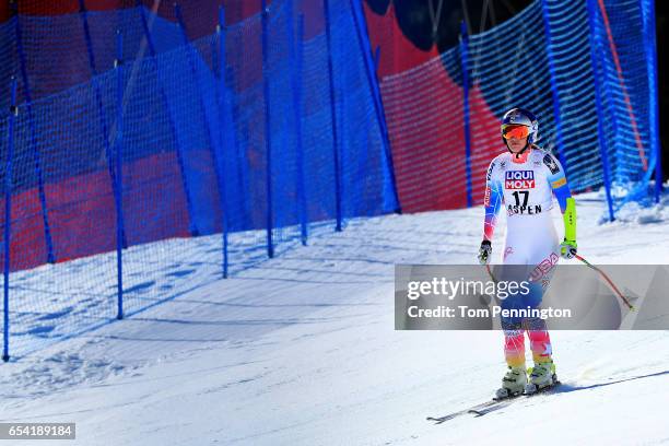 Lindsey Vonn of the United States skis off the course after crashing during the ladies' Super-G during the Audi FIS Ski World Cup Finals at Aspen...