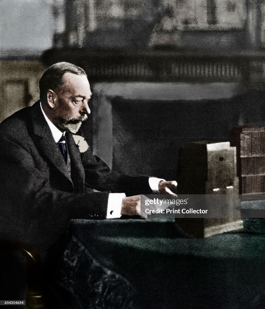 King George V Broadcasting To The Empire On Christmas Day, Sandringham, 1935