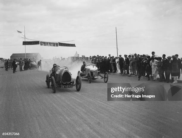 Bugatti of Leon Cushman racing at the Southsea Speed Carnival, Hampshire. 1922. Artist: Bill Brunell. Bugatti 1496 cc. Vehicle Reg. No. XK9542. Event...