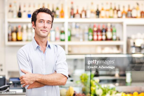 small business owner - mini bar stockfoto's en -beelden