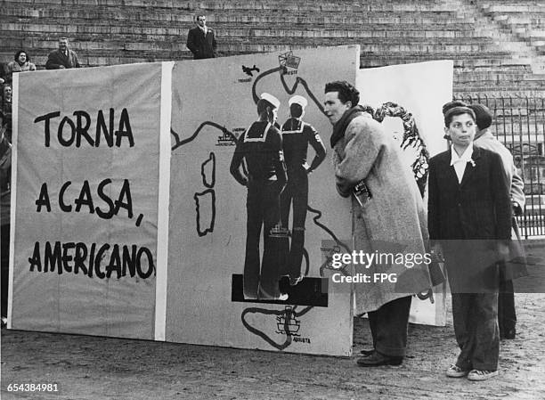 Italian communists campaigning on behalf of the American couple Julius and Ethel Rosenberg, who are facing the death penalty after being convicted of...