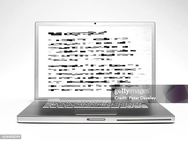 corrupted laptop computer screen - global ransomware stockfoto's en -beelden