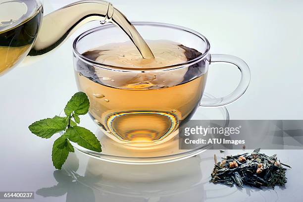 green tea - tea leaves 個照片及圖片檔