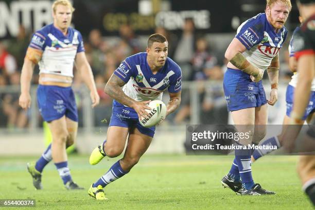 Michael Lichaa of the Bulldogs looks to pass during the round three NRL match between the Bulldogs and the Warriors at Forsyth Barr Stadium on March...