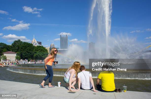 pittsburgh, pennsylvania - pittsburgh bridge stock pictures, royalty-free photos & images