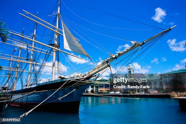 falls of clyde ship at harbor - hawaii oahu aloha tower stock pictures, royalty-free photos & images