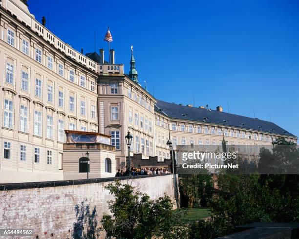 old royal palace in prague - prague castle foto e immagini stock