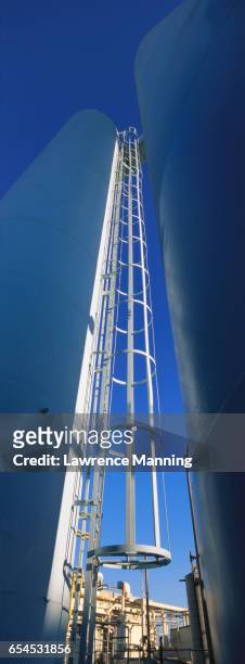 ladder along side of tank - lawrence lader stock pictures, royalty-free photos & images