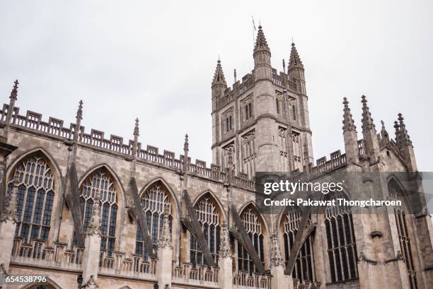 bath abbey, bath, somerset, england, uk - bath abbey stock-fotos und bilder