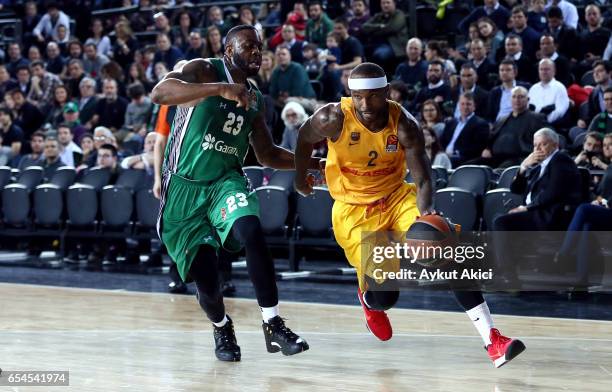 Tyrese Rice, #2 of FC Barcelona Lassa in action during the 2016/2017 Turkish Airlines EuroLeague Regular Season Round 26 game between Darussafaka...