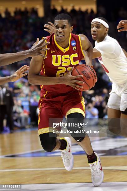 De'Anthony Melton of the USC Trojans handles the ball in the second half against the Southern Methodist Mustangs during the first round of the 2017...