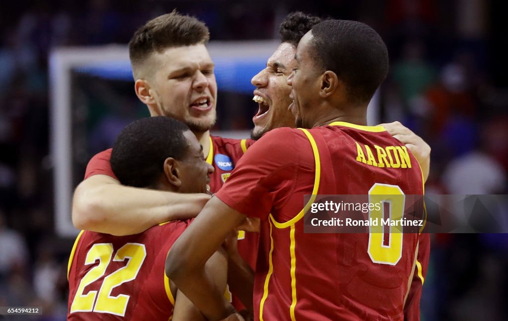 USC v SMU