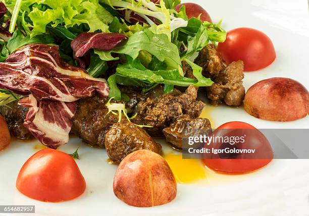 veal and chicken liver salad - beef liver stock pictures, royalty-free photos & images