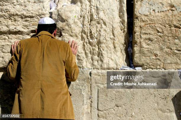 western wall - muro de las lamentaciones fotografías e imágenes de stock