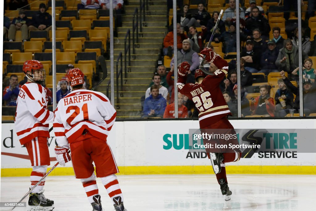 COLLEGE HOCKEY: MAR 17 Hockey East Championship - Semifinal - Boston University v Boston College