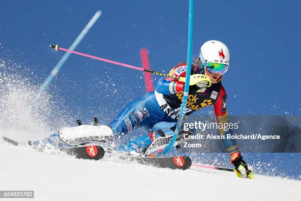 Resi Stiegler of USA competes during the Audi FIS Alpine Ski World Cup Finals Women's Slalom and Men's Giant Slalom on March 18, 2017 in Aspen,...