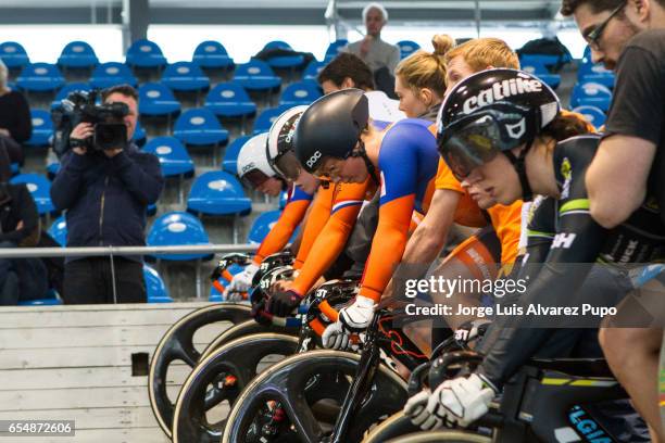 Nicky Degrendele of Belgium, Laurine Van Riesen of Netherlands, Helen Roigé Casas of Spain, Shanne Branspenninck, Elis Littlee and Hrtty Van de Mouw...