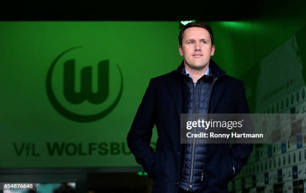 Sporting director Olaf Rebbe of Wolfsburg enters the pitch prior to the Bundesliga match between VfL Wolfsburg and SV Darmstadt 98 at Volkswagen...