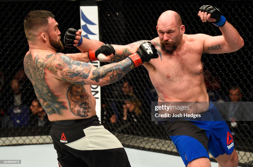 UFC Fight Night: Omielanczuk v Johnson