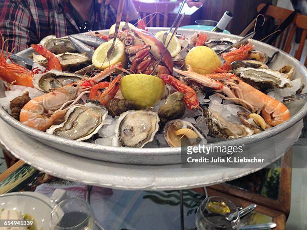cool foods - seafood platter bildbanksfoton och bilder