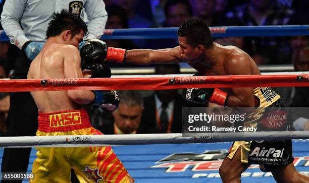 New York , United States - 18 March 2017; Roman Gonzalez, right, in action against Srisaket Sor Rungvisai during their at Madison Square Garden in...