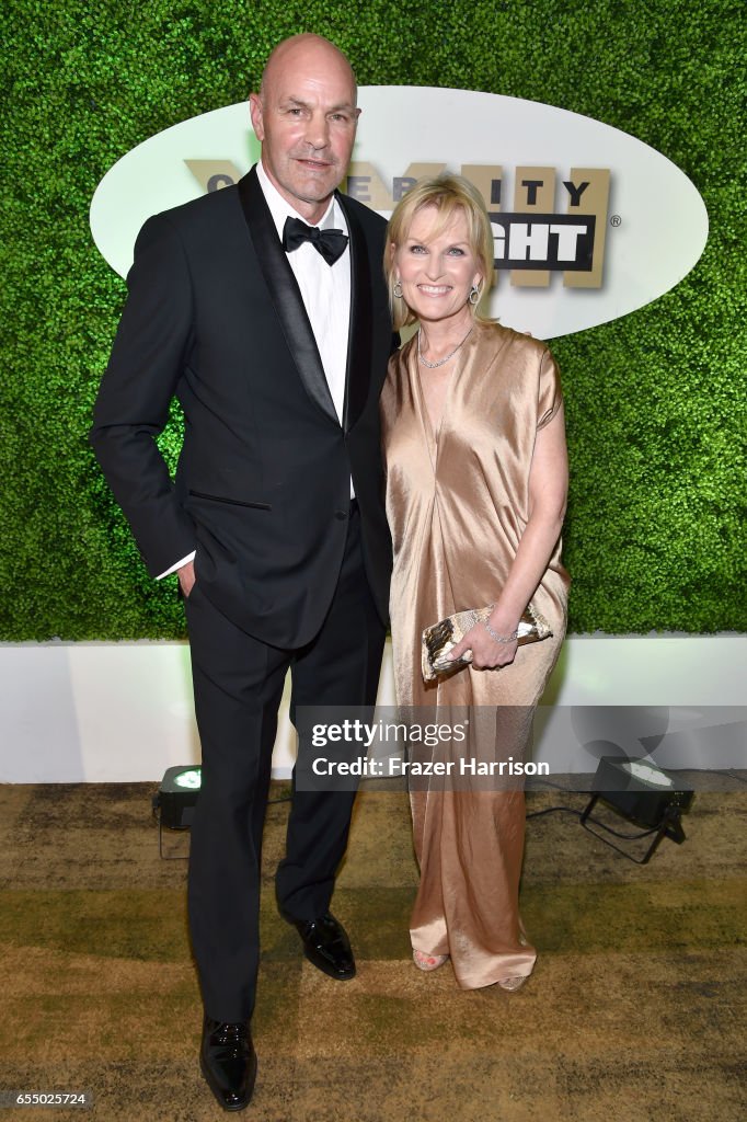 Former professional baseball player Kirk Gibson and JoAnn Sklarski... News Photo - Getty Images