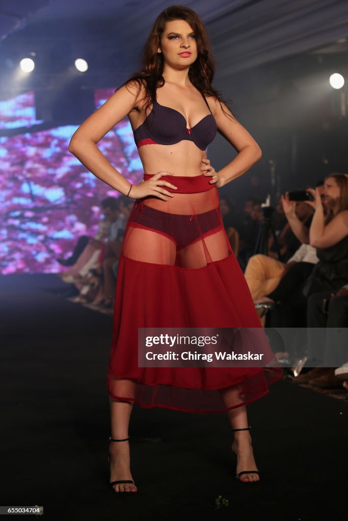 India Intimate Fashion Week 2017