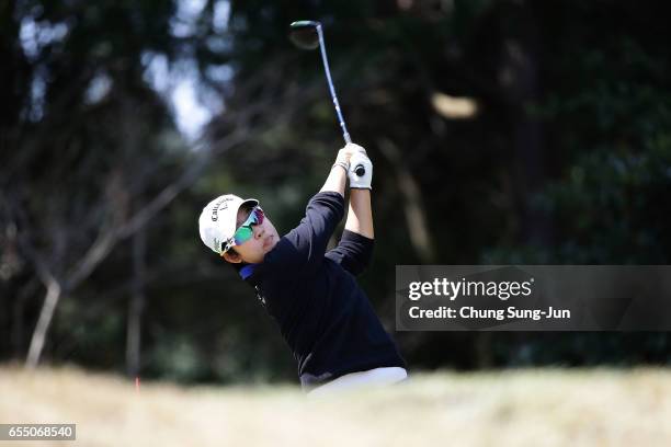 Hee-Kyung Bae of South Korea plays a tee shot on the 8th hole during the T-Point Ladies Golf Tournament at the Wakagi Golf Club on March 19, 2017 in...