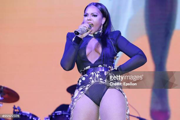 American singer Ashanti performs at afterparty of presentation BraVo international music awards at the 'Mir' Banquet room on March 18, 2017 in...