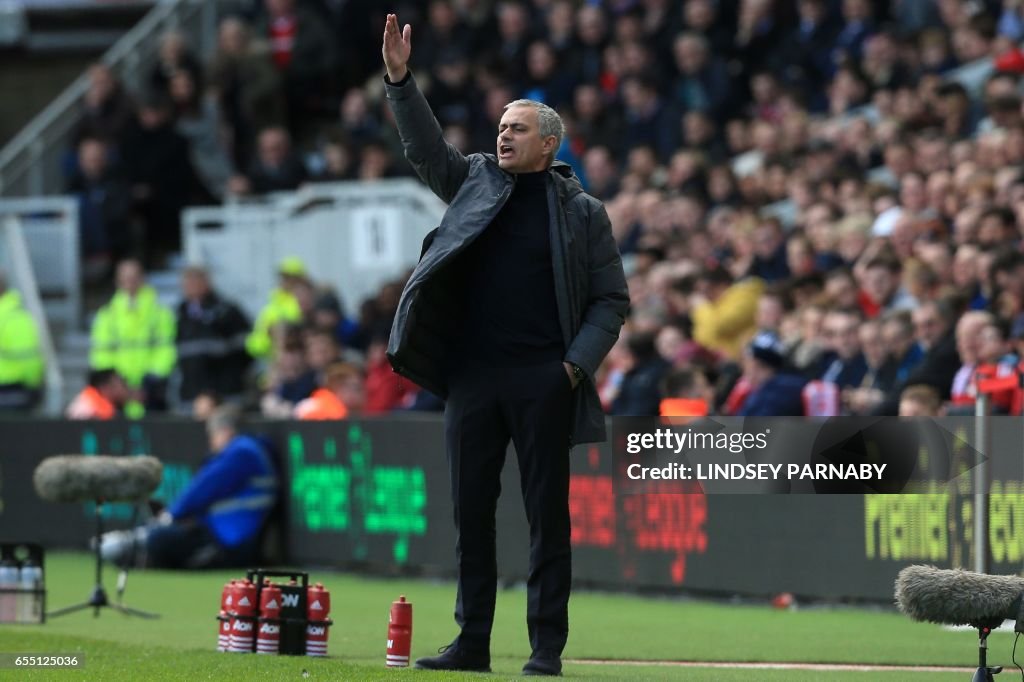 FBL-ENG-PR-MIDDLESBROUGH-MAN UTD