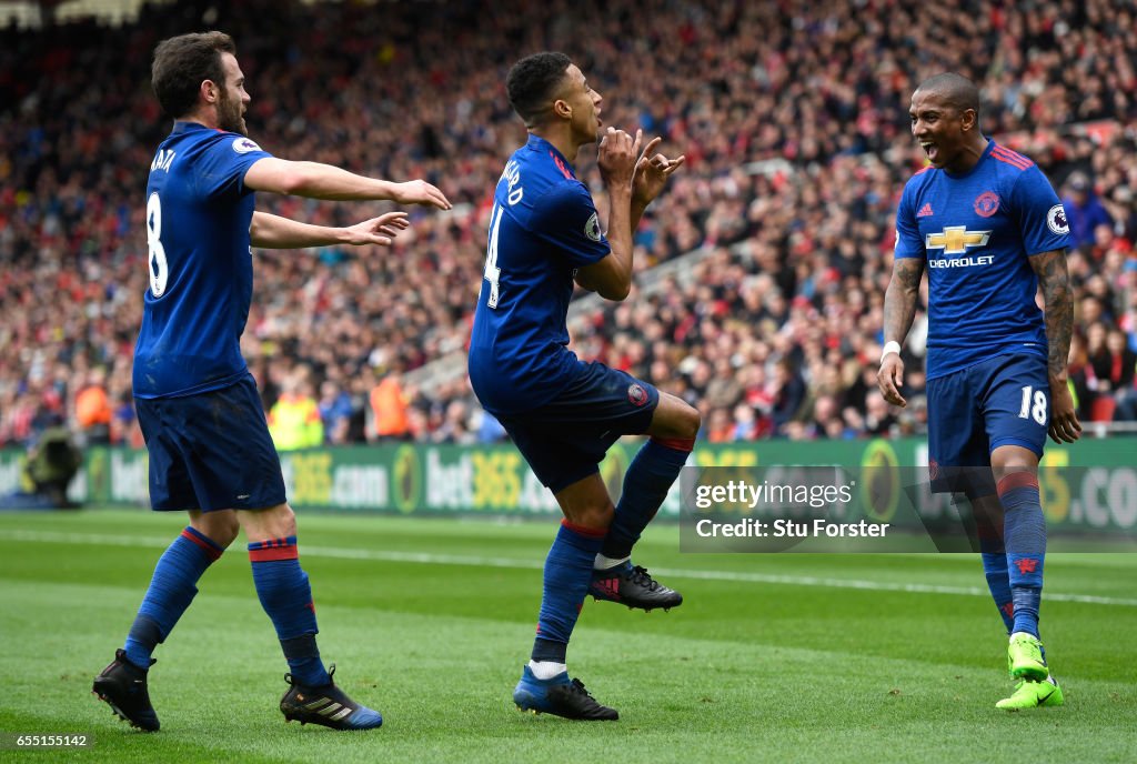 Middlesbrough v Manchester United - Premier League