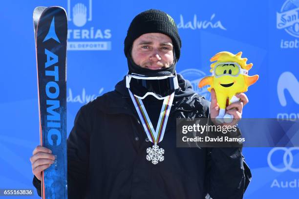 Silver medalist Gus Kenworthy of the United States poses during the medal cermony for the Men's Slopestyle final on day twelve of the FIS Freestyle...