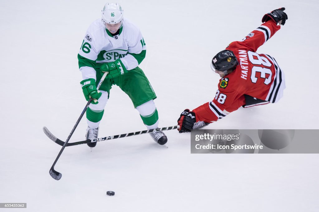 NHL: MAR 18 Blackhawks at Maple Leafs