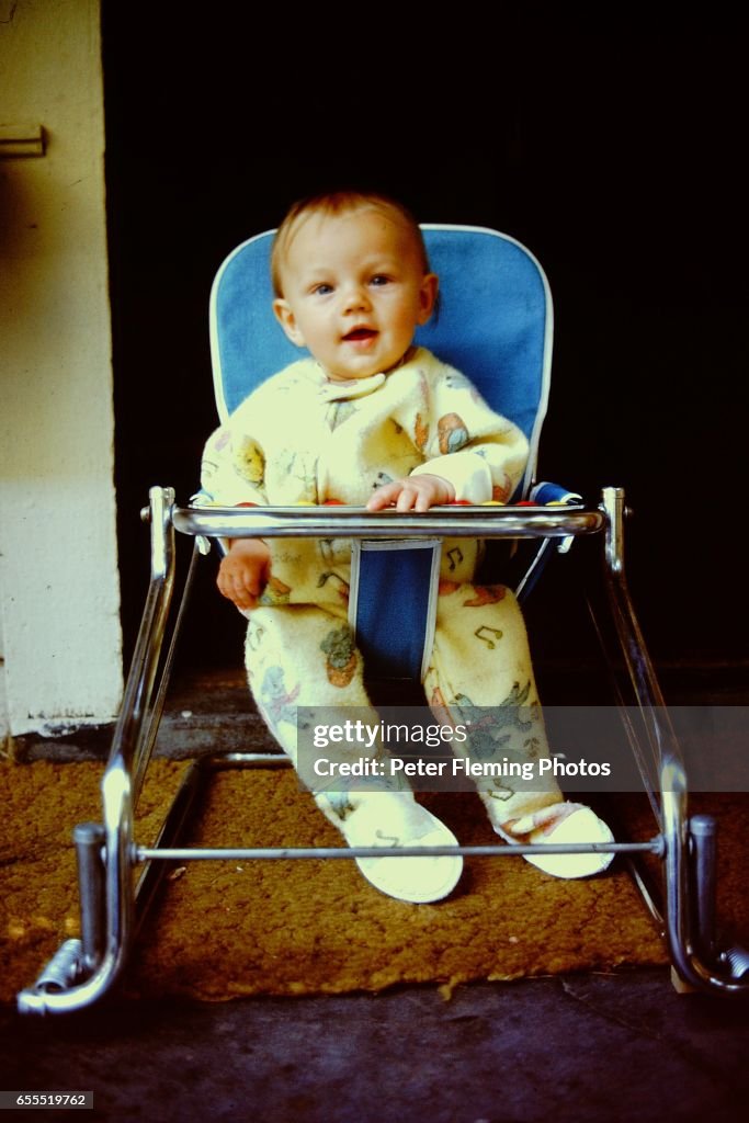 Leonardo DiCaprio in baby seat