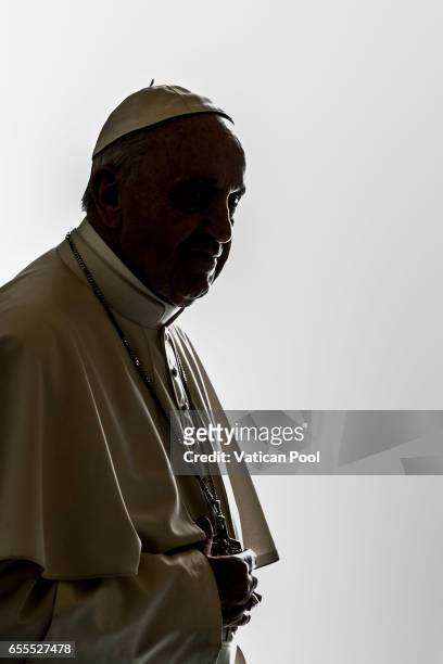 Pope Francis meets President of Ruanda Paul Kagame during an audience at the Apostrolic Palace on March 20, 2017 in Vatican City, Vatican. A...