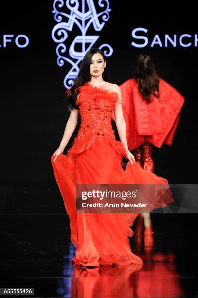 Model walks the runway wearing Adolfo Sanchez at the Art Hearts Fashion LAFW Fall/Winter 2017-Day 4 at The Beverly Hilton Hotel on March 17, 2017 in...