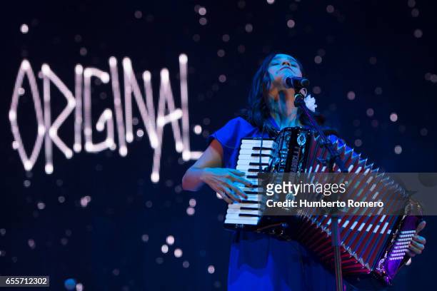 Singer Julieta Venegas performs during a show as part of the Vive Latino 2017 at Foro Sol on March 19, 2017 in Mexico City, Mexico.