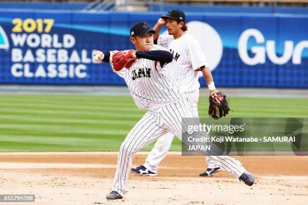 Seiichi Uchikawa of Japan in action during a training session ahead of the World Baseball Classic Championship Round at Dodger Stadium on March 20,...