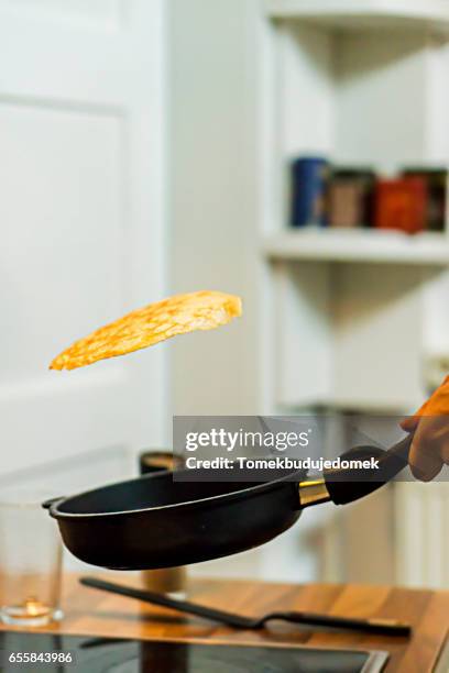 crêpes suzette - frying pan stock pictures, royalty-free photos & images