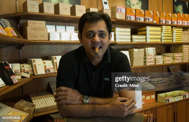 Cigar Inindia 341 Cigar Store Indian Stock Photos, High-Res Pictures, and Images ...