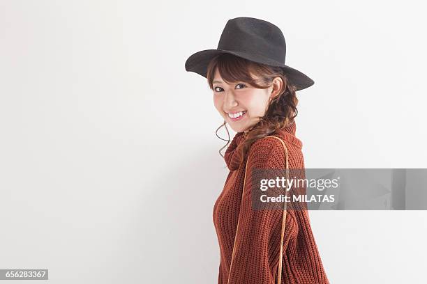 young japanese woman portrait - pochette ストックフォトと画像