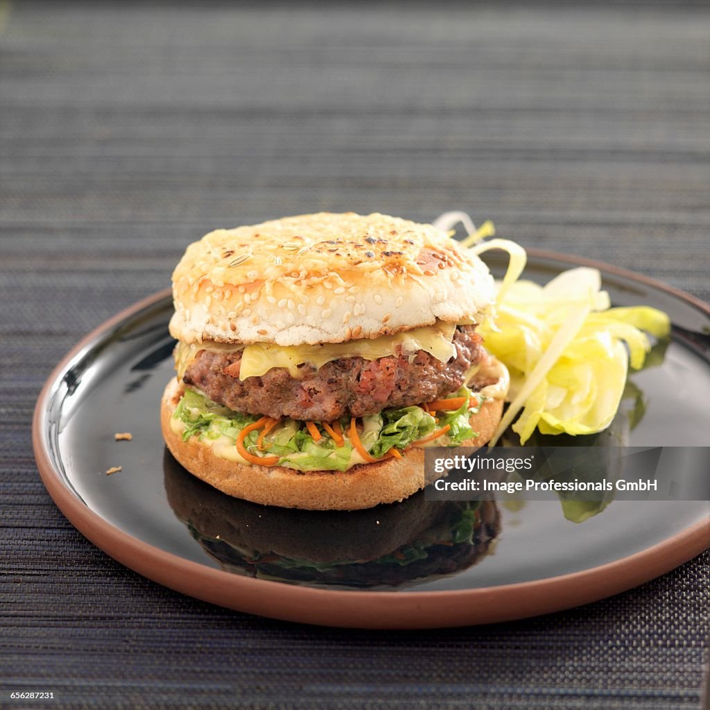 Amsterdam cheeseburger